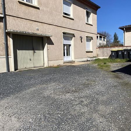 Appartement Tout Equipe 2 Chambres + Jardin Saix  Экстерьер фото